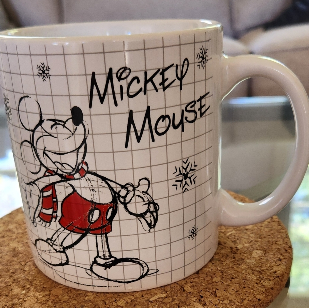 Christmas Mickey Mouse Sketch 20 oz Mug